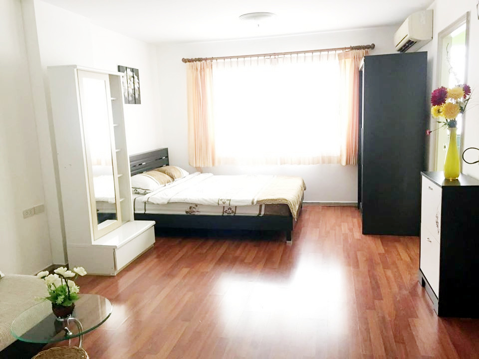 Condo for rent Lumpini Center 