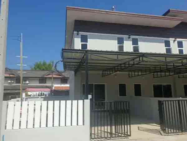 Townhome two storey for rent