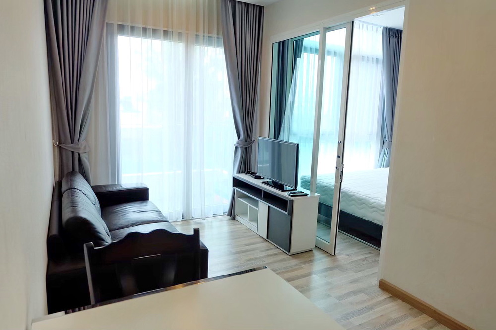 Prime Square condo for rent ne